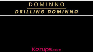 Karups - Dominno a méretes tőgyes milf