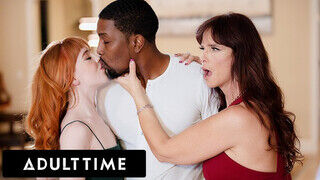 ADULT TIME - Syren De Mer és Madi Collins megosztják a barna pöcst