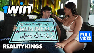 REALITYKINGS - Luna Star a óriási csöcsű milf